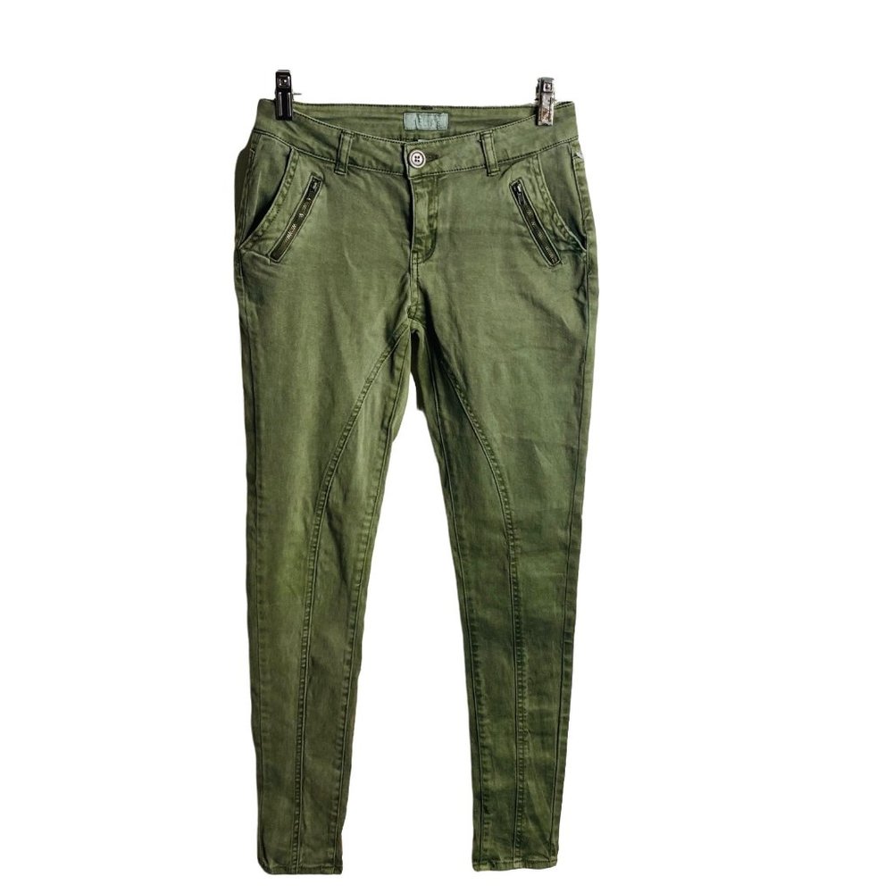 Delia's size 4 green skinny pants with zip pockets